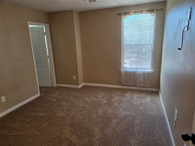 Building Photo - 19510 Dunlay Springs Dr