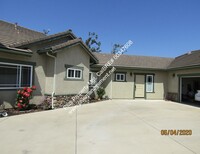 Building Photo - Orcutt Single Story Private Entry Granny Unit