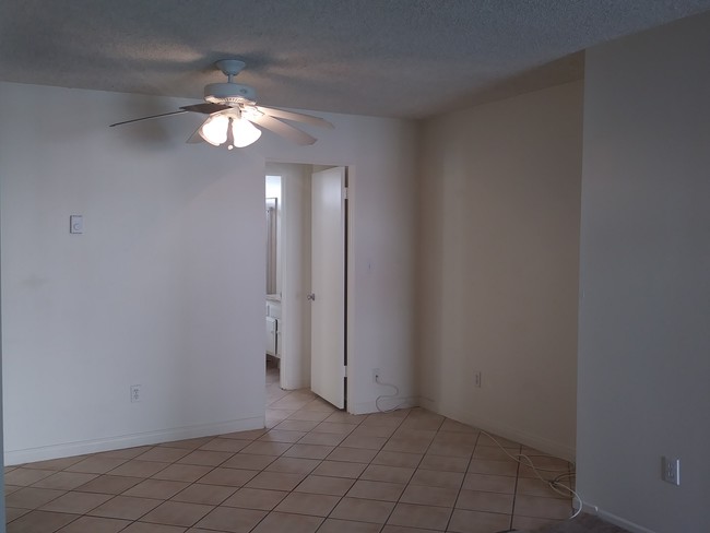 Building Photo - The Villager Apartments