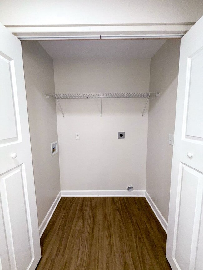 Building Photo - Fully Remodeled 3-Bedroom Home for Rent in Columbus – Modern Upgrades & Spacious Living | $1,640/mo