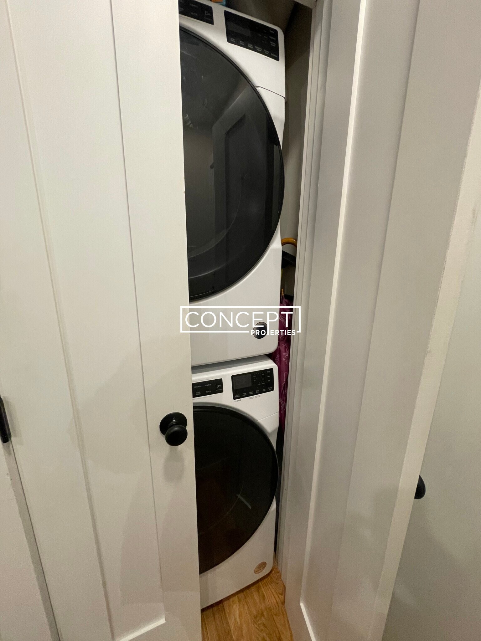 Building Photo - 64 N Margin St