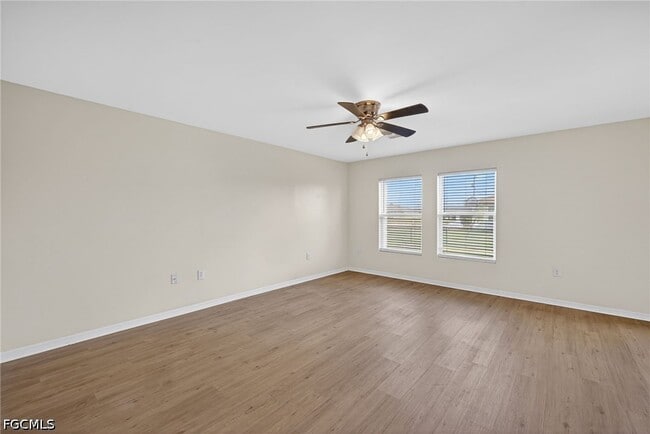 Building Photo - 921 Jacaranda Pkwy E