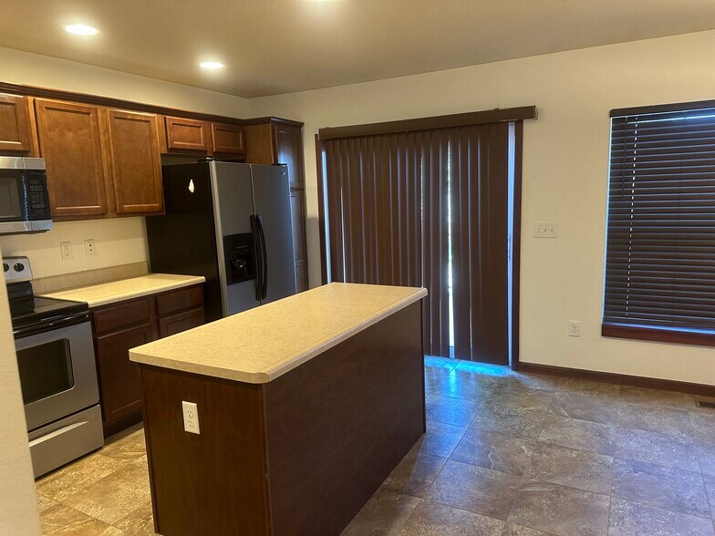 Building Photo - 1256 Nicholas Ln