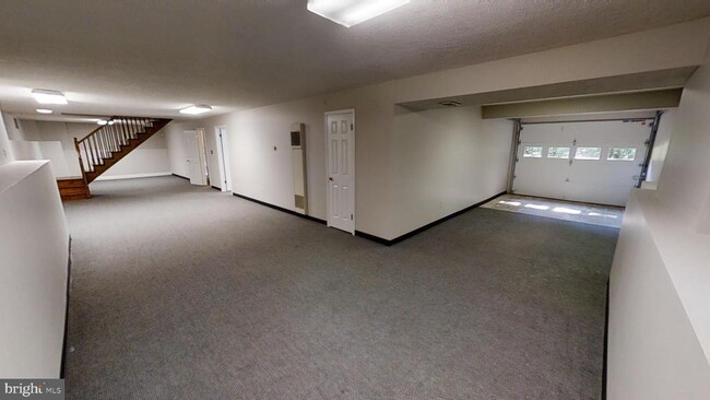 Building Photo - 3842 Stoneybrook Rd