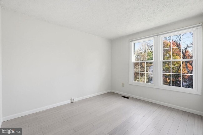 Building Photo - 13225 Custom House Ct