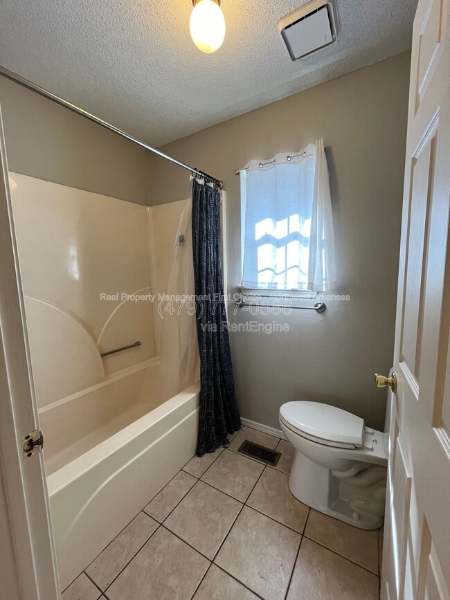 Building Photo - 3213 Cardinal Creek Cir