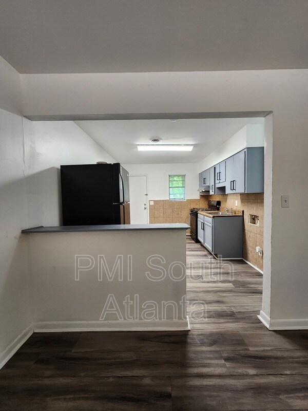 Building Photo - 6410 Raymond Terrace