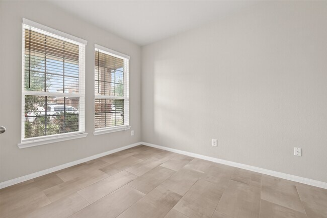 Building Photo - 24814 Scarlatti Cantata Dr