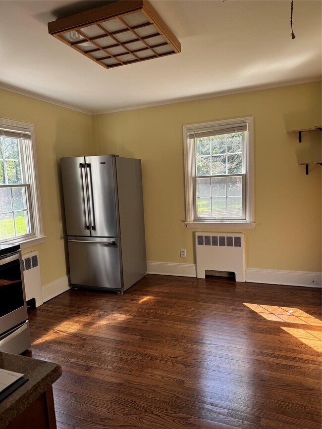 Building Photo - 15A Cherry Ln