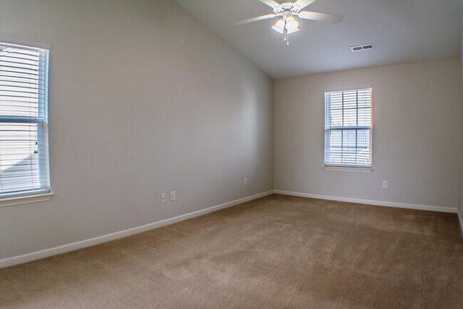 Building Photo - 3890 Sanwood Ln