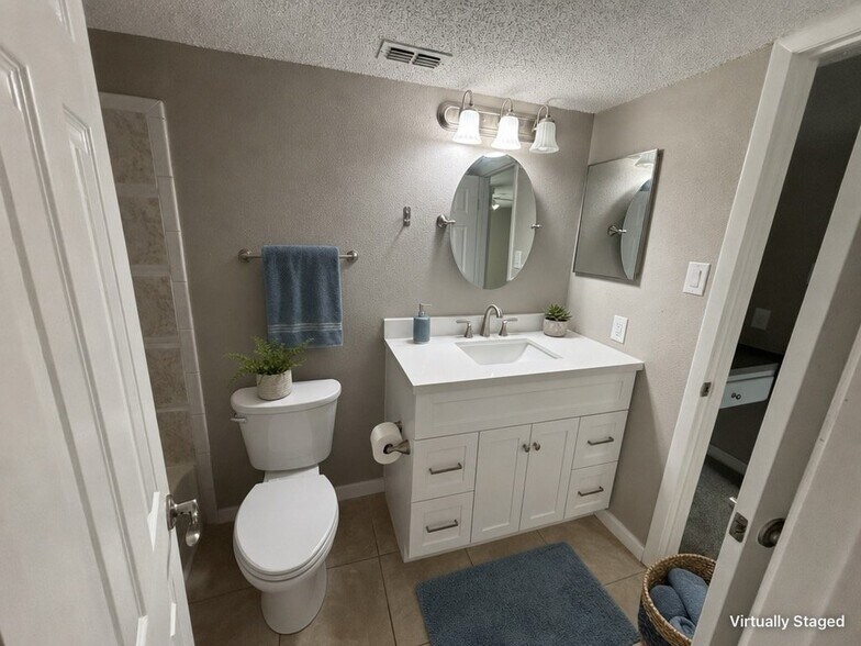 Building Photo - 3732 Idlebrook Cir