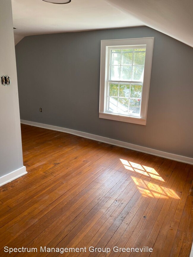 Building Photo - 3 br, 1 bath House - 410 Bailey St