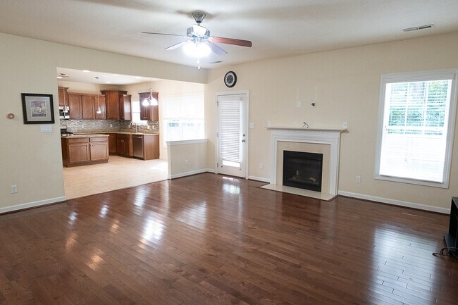 Building Photo - 320 Whitehurst Landing