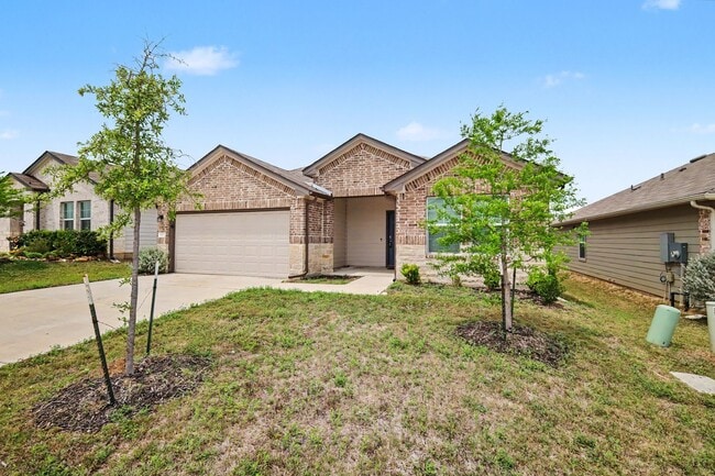 Building Photo - Spacious 3 Bed Home in Seguin | Open Layout + Private Yard!