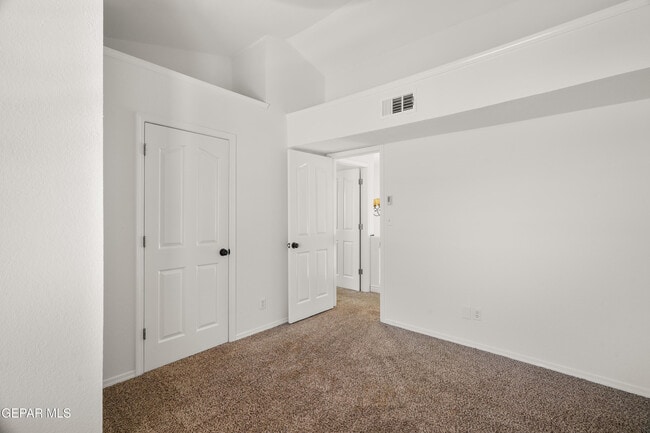 Building Photo - 12280 Red Sun Dr