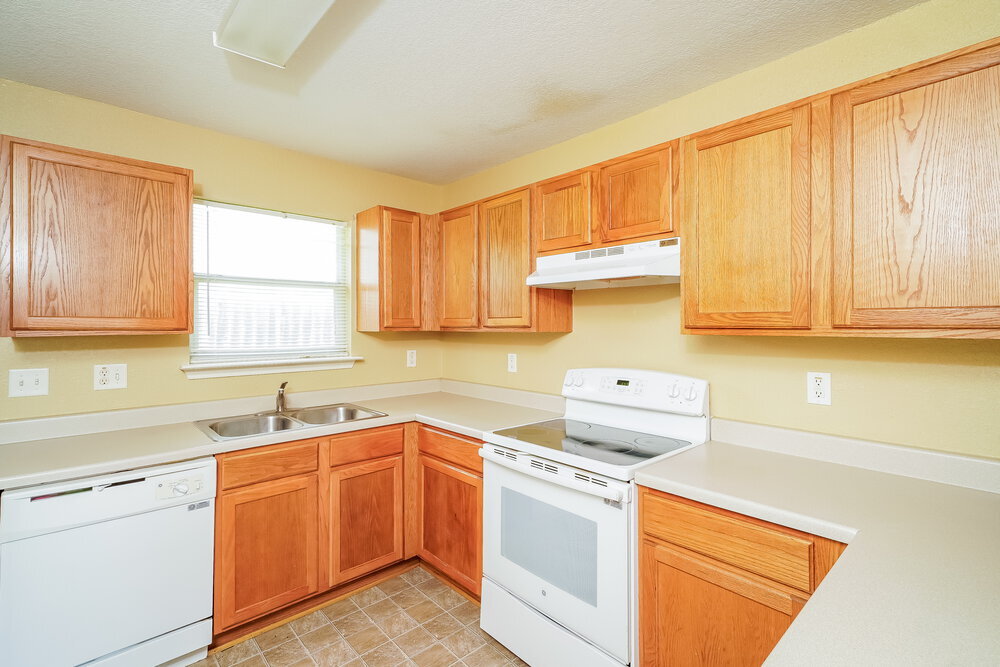 Building Photo - 8007 Heights Valley