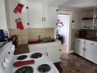 Building Photo - 6 Hager Ln