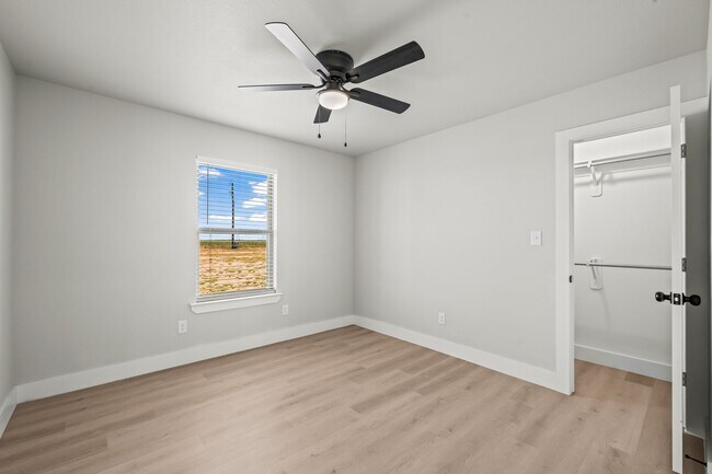 Building Photo - 10623 East C R 7400