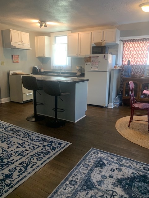 Building Photo - 6638 Broadmoor Rd