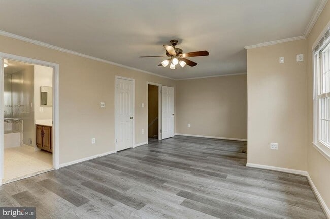 Building Photo - 10107 Galsworthy Pl