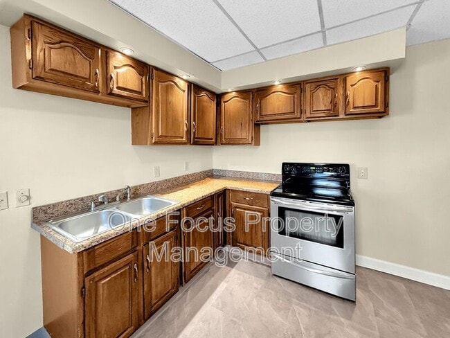 Building Photo - 1314 Dewey Ave