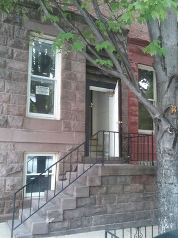 Primary Photo - 212 E Biddle St