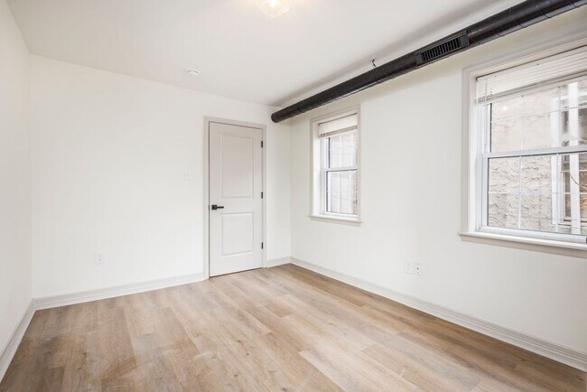 Building Photo - 2335 N 30th St