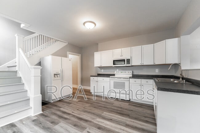 Building Photo - 3416 N Capitol Ave