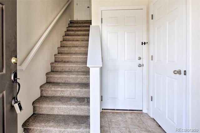 Building Photo - 775 N Roslyn St