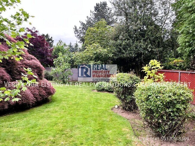 Building Photo - 1120 NE 153rd Ave