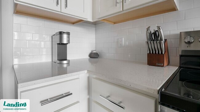 Building Photo - 870 SE 47th Terrace