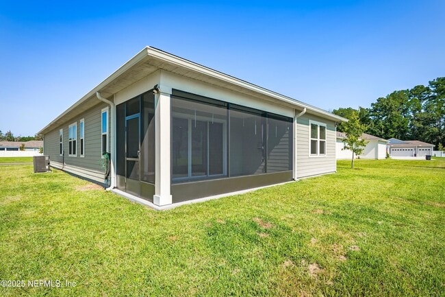 Building Photo - 12639 Lake Taylor Ln