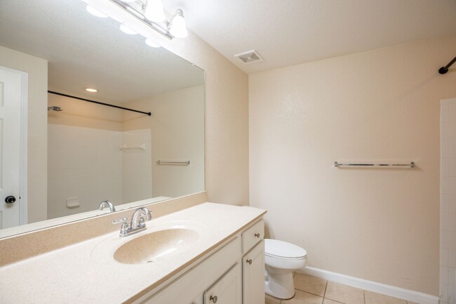 Building Photo - Condo in Desirable Mirabella Community