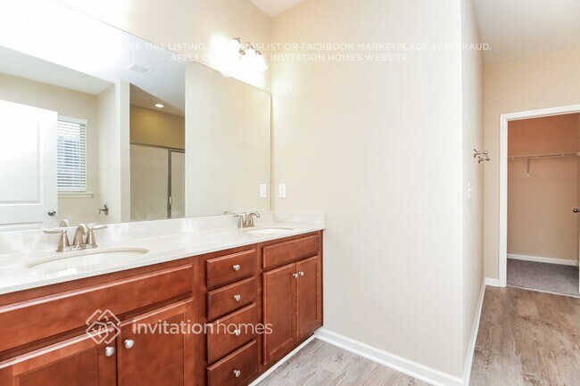 Building Photo - 199 Plantation Meadows Ct