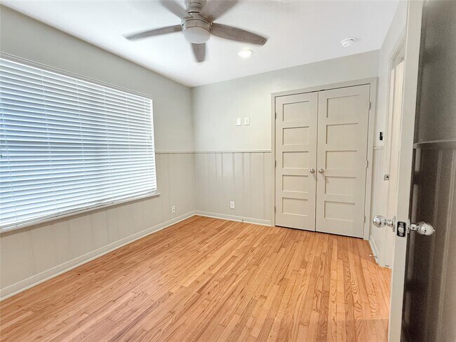 Building Photo - 2509 Givens Ave