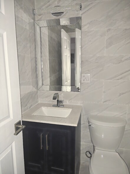 Building Photo - 2409 Tilden Ave