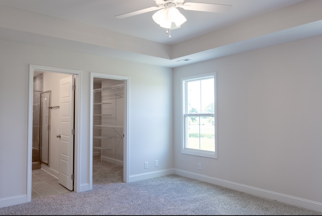 Building Photo - 484 Ayden Ln