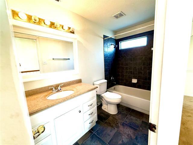Building Photo - 9312 Cedardale Dr