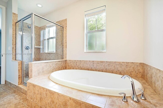 Building Photo - 4631 Mediterranean Cir