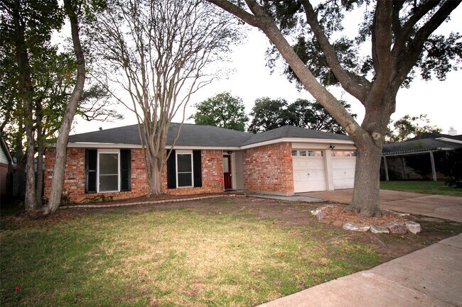 Building Photo - 20074 Crazy Horse Cir