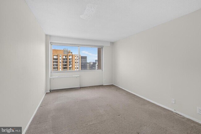 Building Photo - 4515 Willard Ave