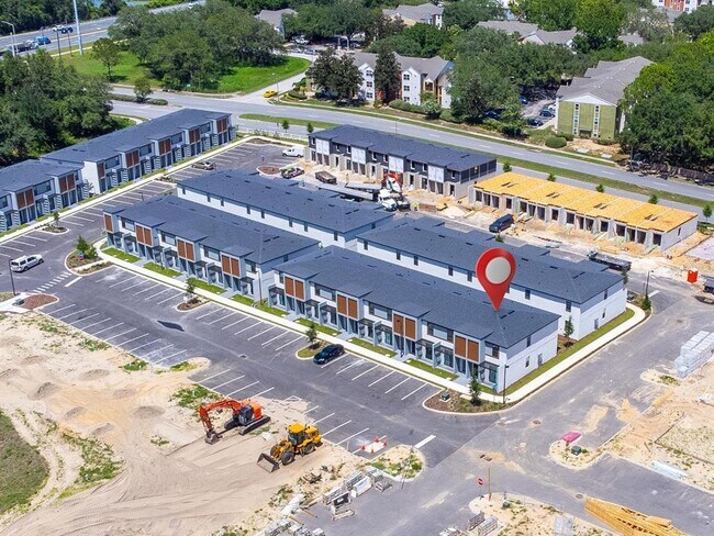 Building Photo - 3229 Energy Dr