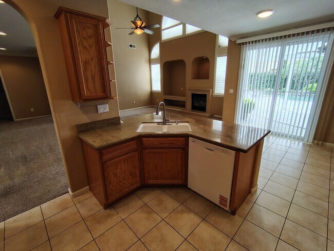 Building Photo - 13606 Brook Way