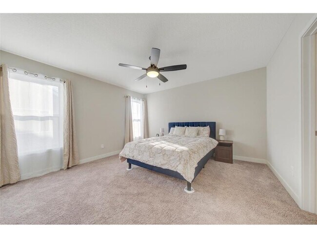 Building Photo - 1731 Riverside Dr