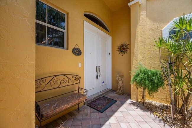 Building Photo - 4362 Kensington Park Way