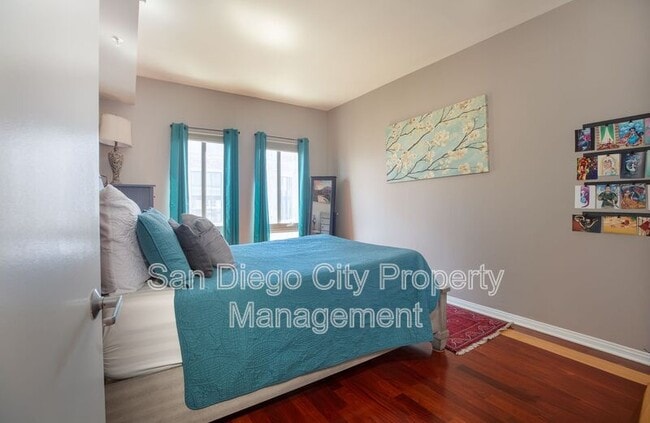 Building Photo - 450 J St