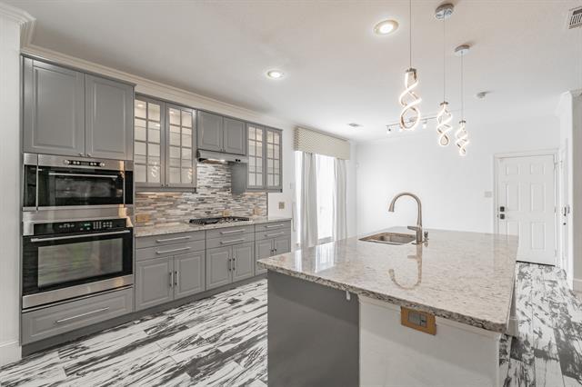 Building Photo - 2748 Club Ridge Dr