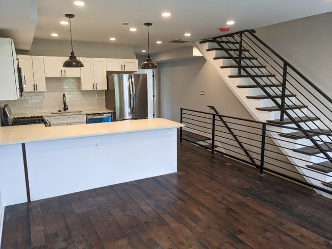 Primary Photo - 1932 4th St NE