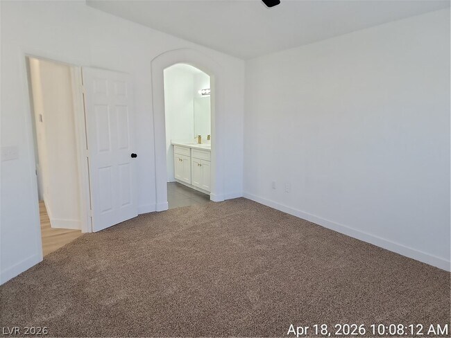 Building Photo - 8823 Roping Rodeo Ave