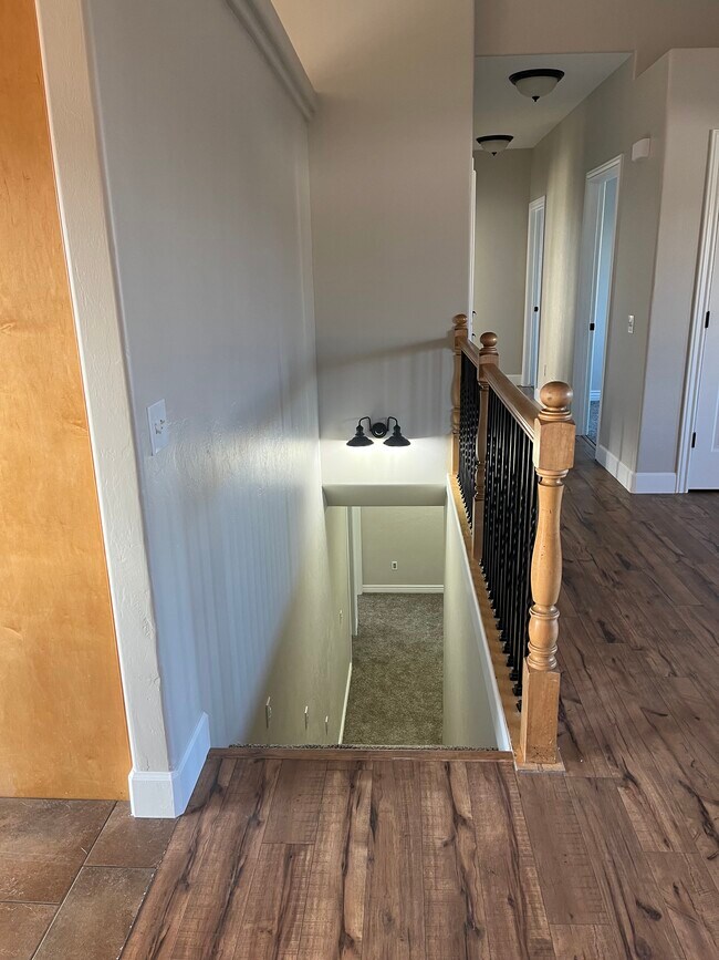 Building Photo - 3700 Merlin Dr